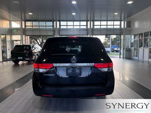 Used 2015 Honda Odyssey EX-L image 18