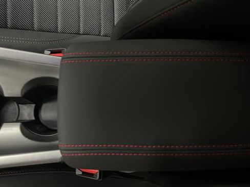 Used 2024 Dodge Hornet GT image 25