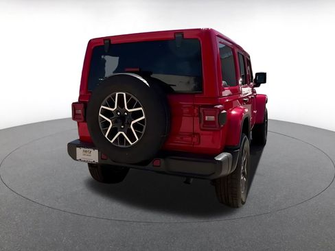 Used 2025 Jeep Wrangler Unlimited Sahara AWD/4WD image 12