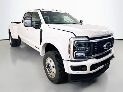 New 2026 Ford F450 Platinum w/ FX4 Off-Road Package image 1