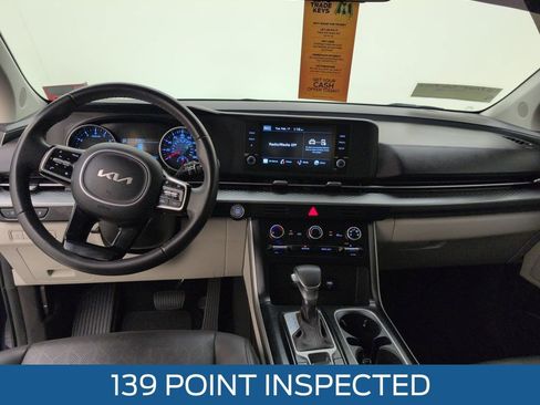 Used 2024 Kia Carnival LX image 7