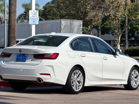 Used 2025 BMW 330i Sedan RWD image 9