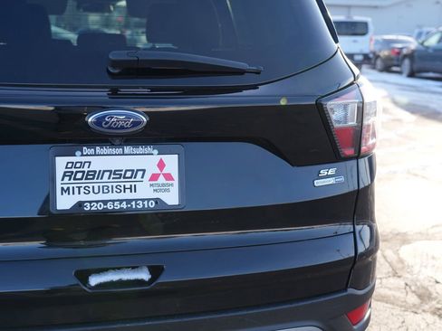 Used 2017 Ford Escape SE image 10