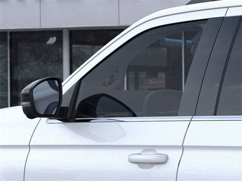 New 2026 Ford Expedition Active image 20