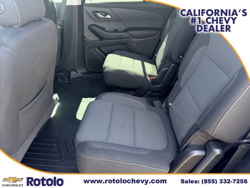 Used 2018 Chevrolet Traverse LT FWD image 14