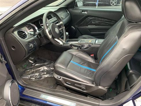 Used 2011 Ford Mustang GT Premium w/ 401A Rapid Spec Order Code image 27