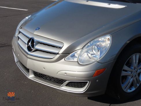 Used 2006 Mercedes-Benz R 500 4MATIC image 35