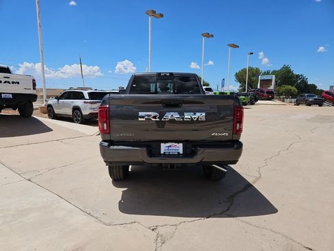 New 2026 RAM 2500 Big Horn AWD/4WD image 3