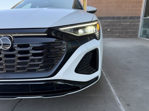 Used 2024 Audi Q8 e-tron Prestige w/ Prestige Package AWD/4WD image 11