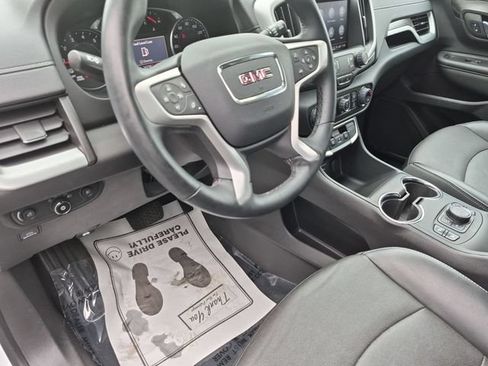 Used 2023 GMC Terrain SLT AWD/4WD image 11