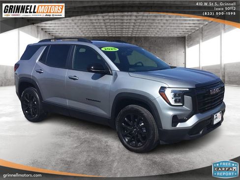 Used 2026 GMC Terrain Elevation w/ Elevation Premium Package AWD/4WD image 3