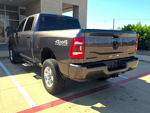 Used 2020 RAM 2500 Big Horn w/ Level 2 Equipment Group AWD/4WD image 13