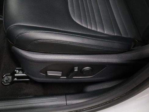 Used 2023 Kia Sportage SX image 24