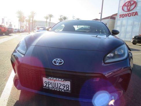 Certified 2024 Toyota GR86 image 5