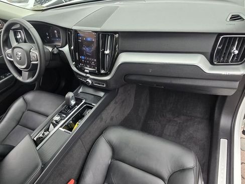 Used 2024 Volvo XC60 B5 Core w/ Protection Package Premier image 19