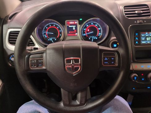 Used 2017 Dodge Journey SXT image 20