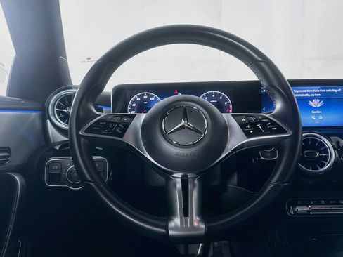 Used 2025 Mercedes-Benz CLA 250 image 18