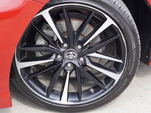 Used 2019 Toyota Camry XSE w/ Driver Assist Package FWD image 12