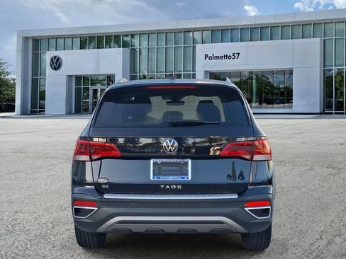 Used 2024 Volkswagen Taos SE FWD image 5