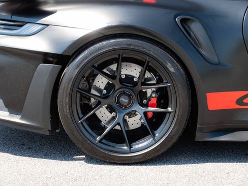 Certified 2025 Porsche 911 GT3 RS RWD image 28