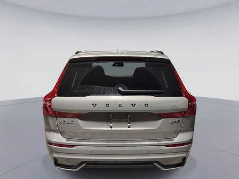Used 2024 Volvo XC60 B5 Plus w/ Climate Package AWD/4WD image 6
