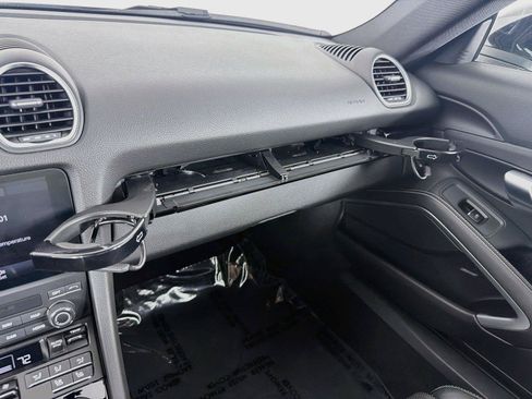 Used 2024 Porsche 718 Cayman RWD image 22