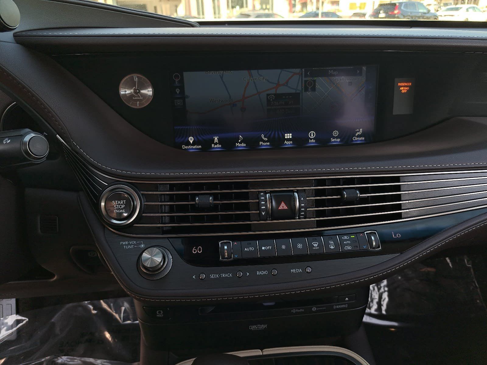 Used 2018 Lexus LS 500 w/ Luxury Package RWD image 21