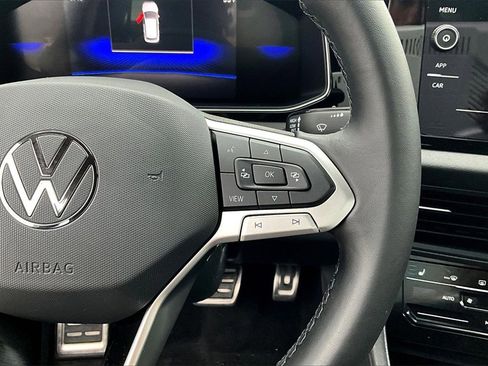 Used 2025 Volkswagen Jetta Sport image 16