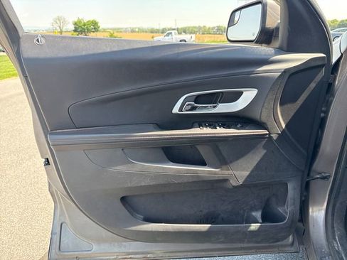 Used 2010 Chevrolet Equinox LT AWD/4WD image 22