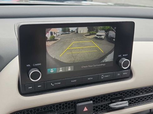 Used 2024 Honda HR-V LX image 17