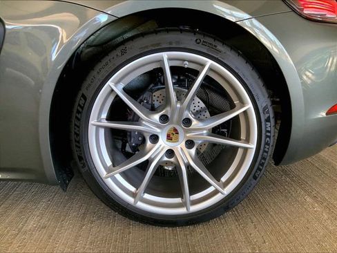 Used 2025 Porsche 718 Boxster image 25