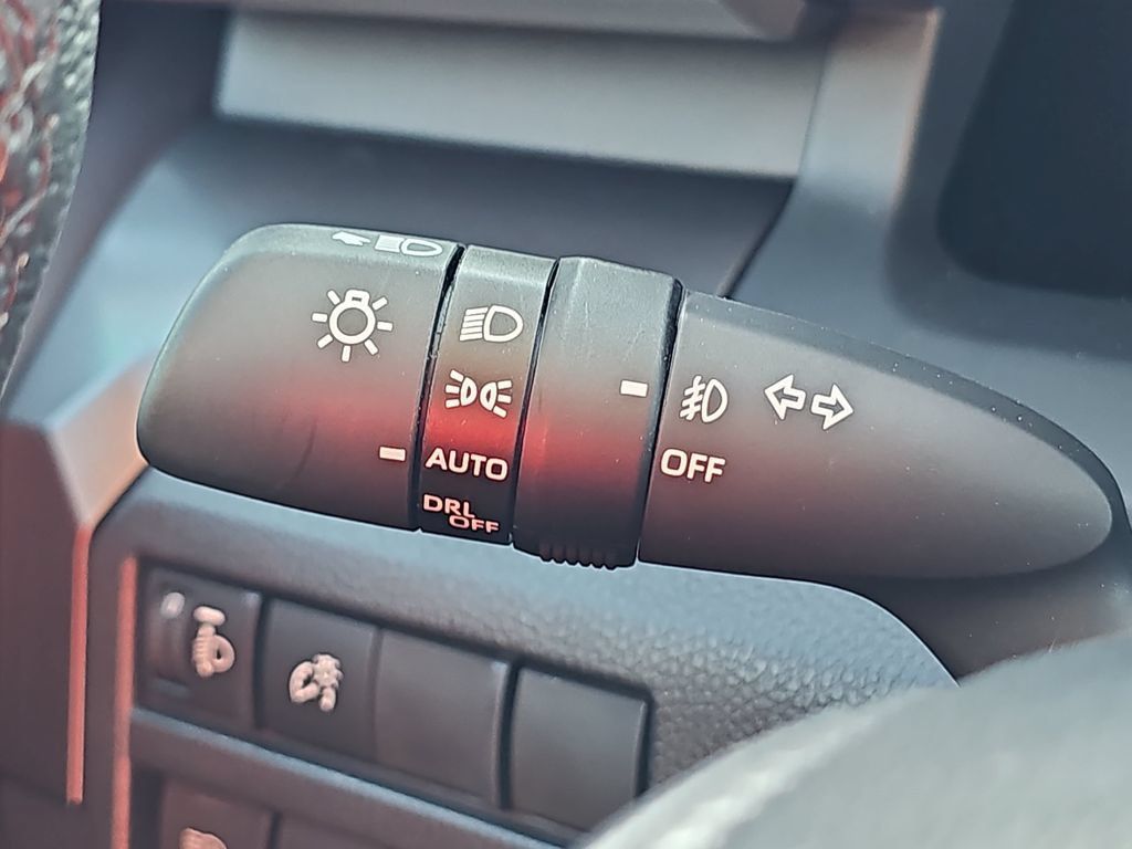 Used 2025 Toyota Tacoma TRD Sport AWD/4WD image 35