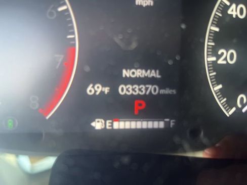 Used 2023 Honda HR-V LX image 7