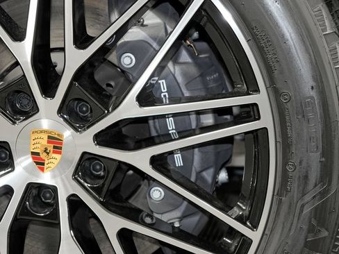 New 2026 Porsche Cayenne AWD/4WD image 14
