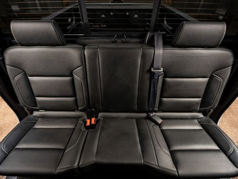 Used 2017 GMC Sierra 1500 SLT w/ Enhanced Driver Alert Package image 32