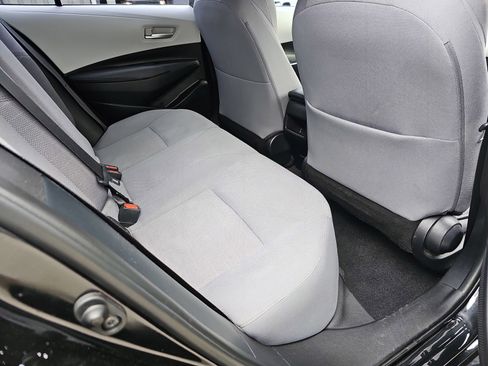 Used 2021 Toyota Corolla SE FWD image 12