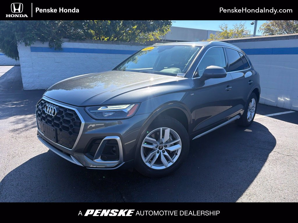 Used 2023 Audi Q5 2.0T Premium w/ Convenience Package AWD/4WD image 1