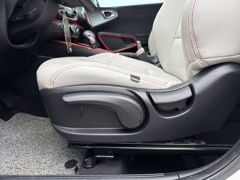 Used 2021 Kia Soul GT-Line FWD image 20