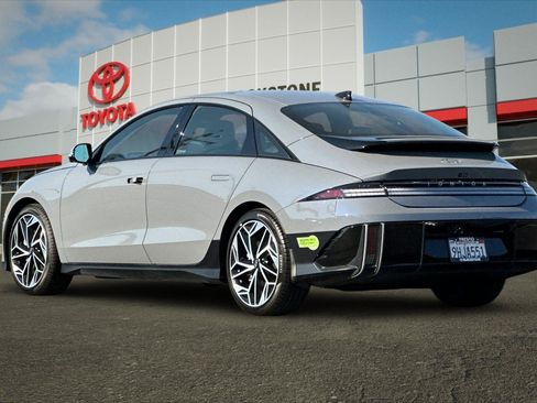 Used 2023 Hyundai Ioniq 6 Limited RWD image 5