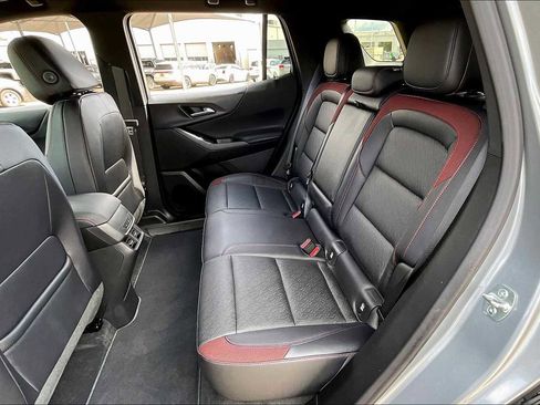 Used 2026 Chevrolet Equinox RS w/ Convenience Package III image 18