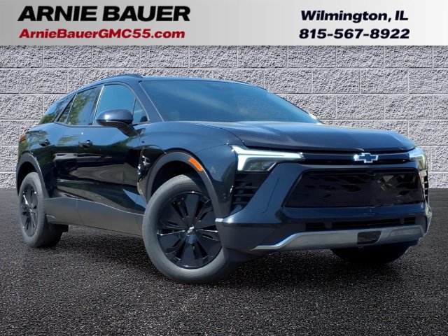 Used 2025 Chevrolet Blazer EV LT FWD image 1