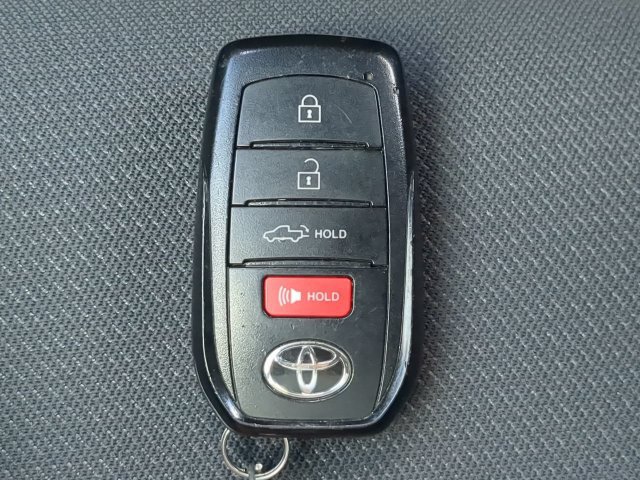 Used 2025 Toyota Tundra SR w/ SR Tow Package AWD/4WD image 32