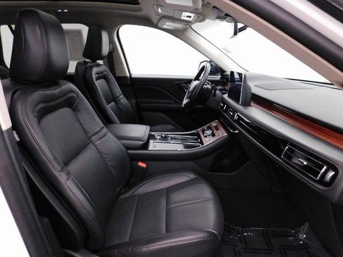 Used 2023 Lincoln Aviator Reserve image 37