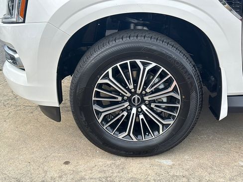 New 2026 Nissan Armada SL image 11