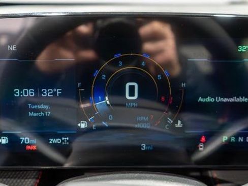 New 2026 Chevrolet Equinox RS w/ Convenience Package III AWD/4WD image 17