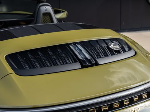 Certified 2026 Porsche 911 GTS RWD image 18
