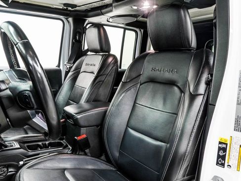 Used 2022 Jeep Wrangler Unlimited Sahara w/ Safety Group image 38