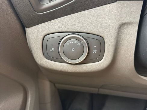 Used 2022 Ford Transit Connect XL image 20