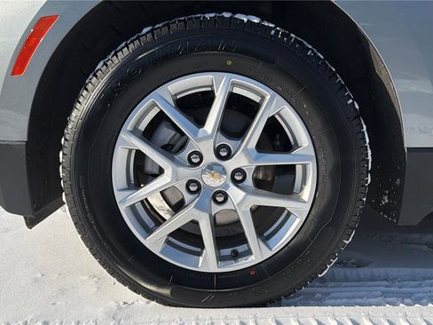 Used 2024 Chevrolet Equinox LT image 24