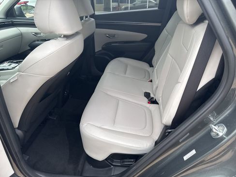 Used 2022 Hyundai Tucson Limited image 11
